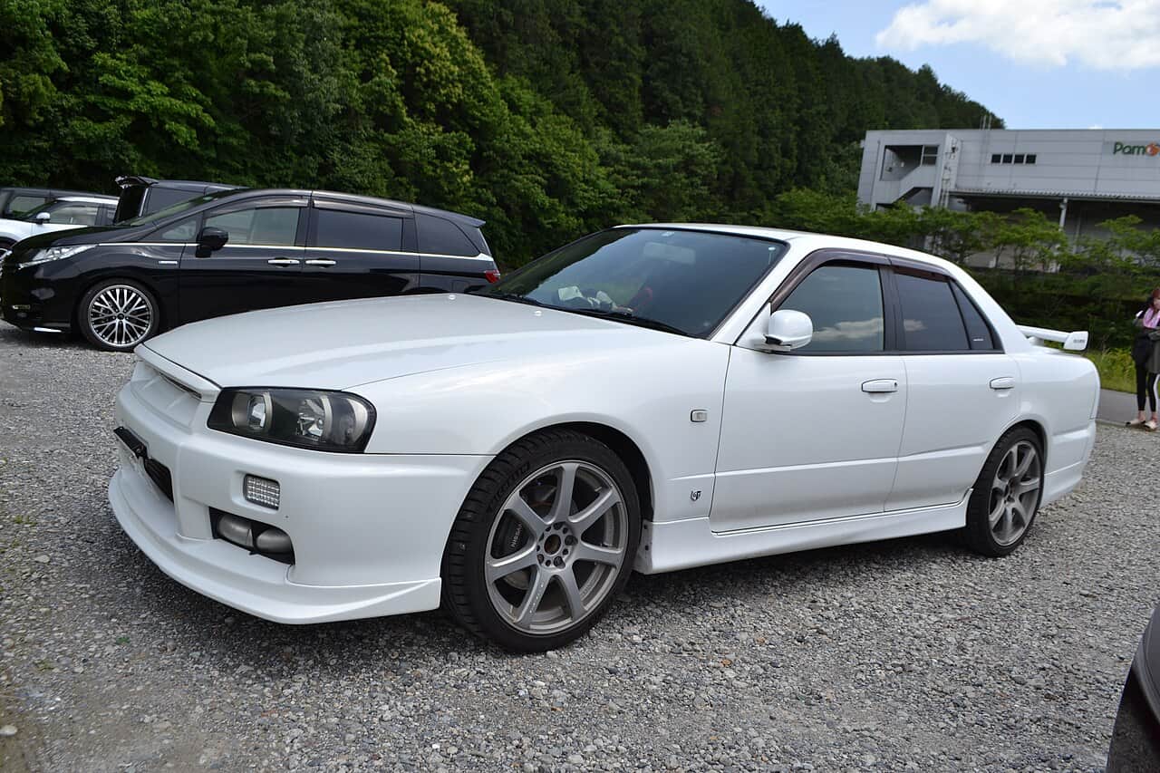 Nissan Skyline (ER34)